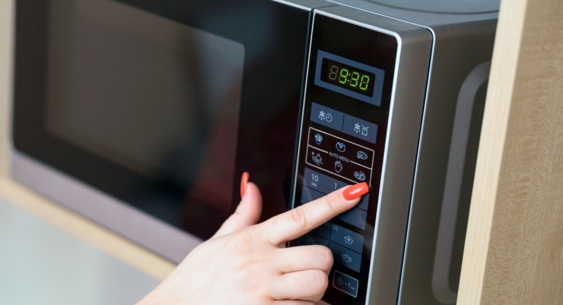 Los mejores tips para descongelar en el microondas