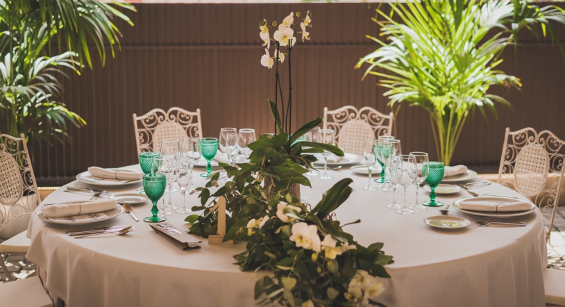 Último jueves para disfrutar de 'Cenando con flores' en el Hospes Palacio de San Esteban