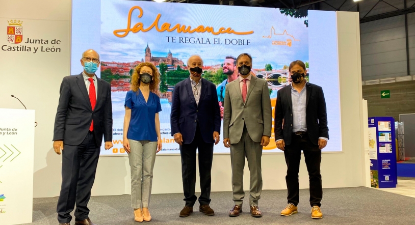 Vicente del Bosque, imagen de las campañas promocionales de la ciudad