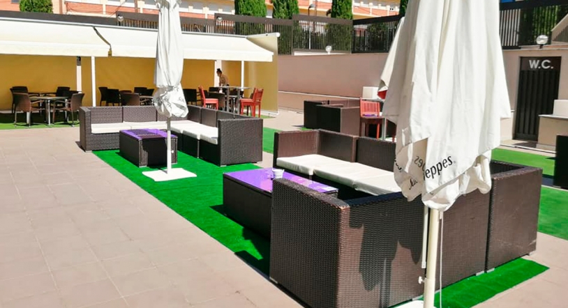 El Hall88 vuelve con fuerza con su cafetería, terraza y restaurante