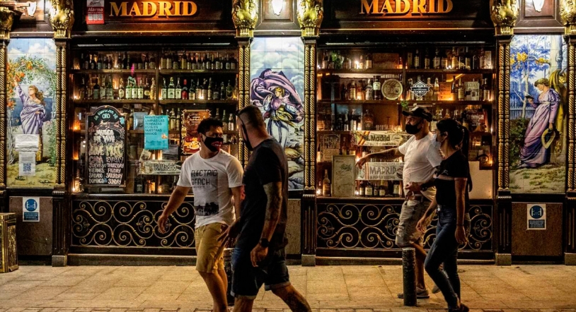 El ocio nocturno reabre en Madrid hasta las 3 y con pistas de baile al aire libre 