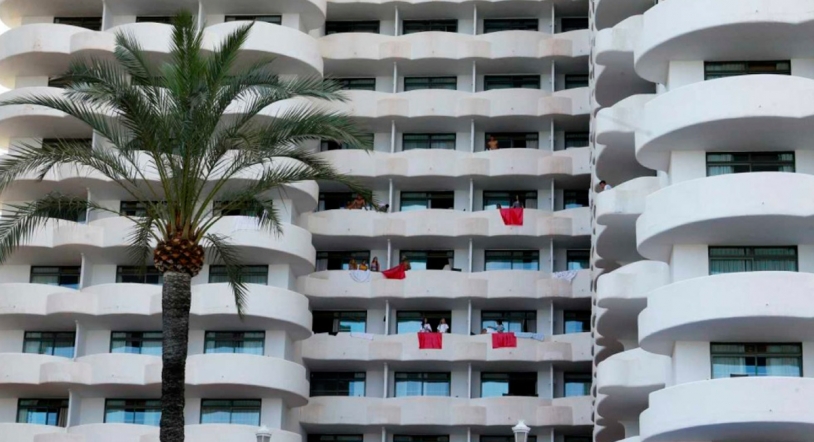 El macrobrote en Mallorca supera el millar de positivos y hay más de 4.790 en cuarentena