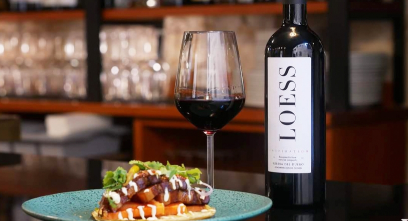 Tapas y platos elaborados al momento protagonizan la carta del Gastrobar en OroViejo