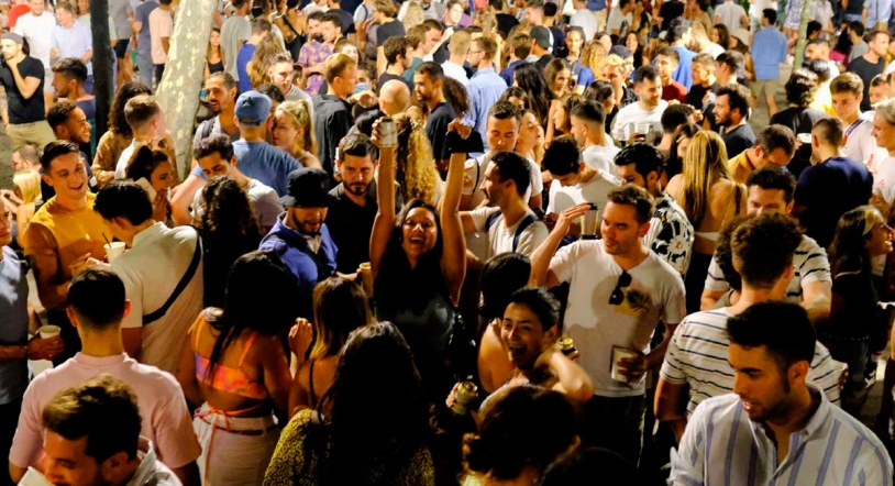 Cataluña decreta el cierre de toda actividad a las 00:30 y limita las reuniones a 10 personas
