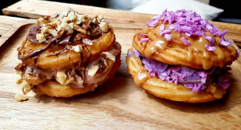Bocadillos y batidos con churros: el dulce español que triunfa en un restaurante de Cracovia 