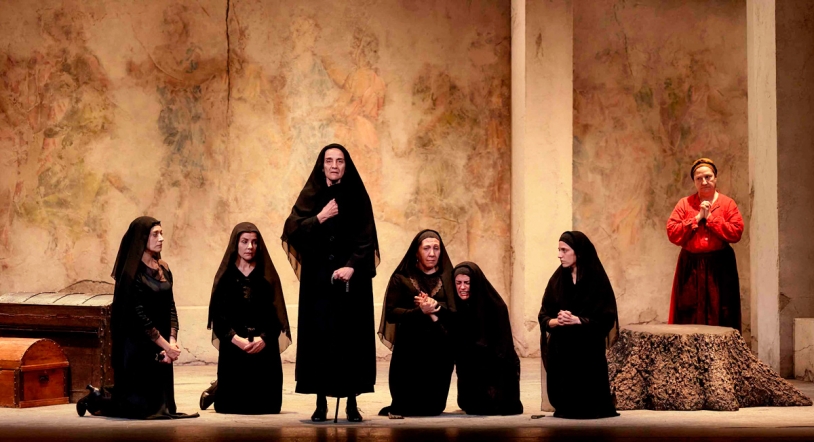 Teatro, música, conferencias y encuentros literarios protagonizan la programación cultural de noviembre