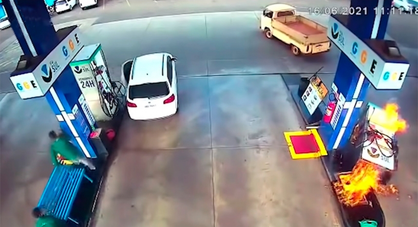 Viral | Se olvidó de quitar la manguera en una gasolinera y provocó un terrible incendio