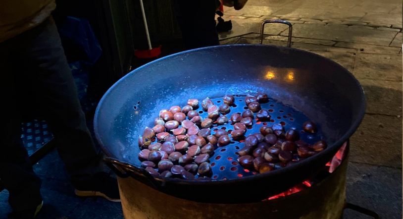 Salamanca se impregna del aroma a castaña asada