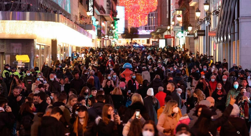 Los expertos urgen a actuar ante ómicron: mascarillas, cierre del ocio nocturno y teletrabajo