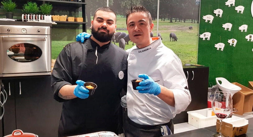 Oroviejo y Los Álamos GastroLab hacen que no decaigan las visitas a los stands salmantinos