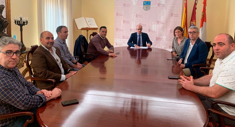 La Asociación de Hostelería apuesta por proyectos conjuntos con Diputación para visibilizar al sector en la provincia