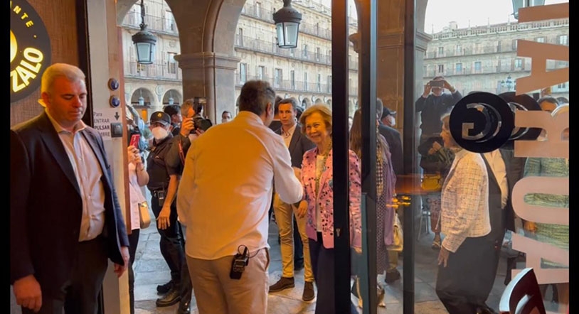 Las dos reinas cenan en Las Tapas de Gonzalo