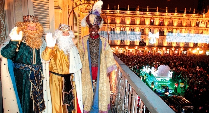 Los Reyes Magos recorrerán este jueves las calles de Salamanca repartiendo caramelos e ilusión