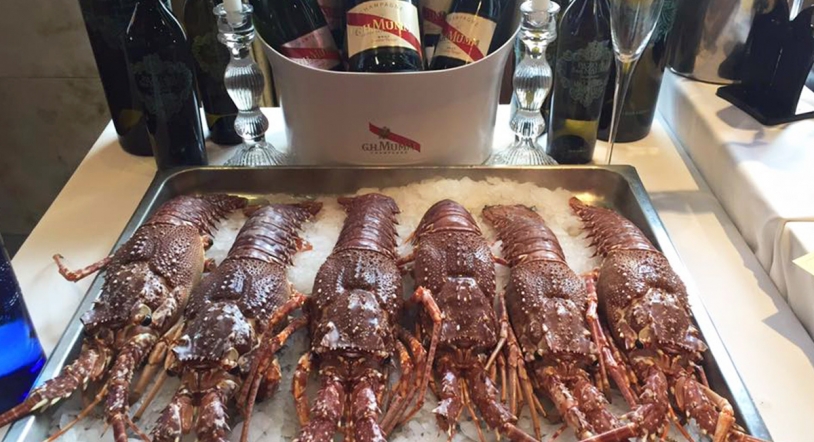 Últimos días para disfrutar de la Fiesta de la Langosta Real en el Restaurante Pucela
