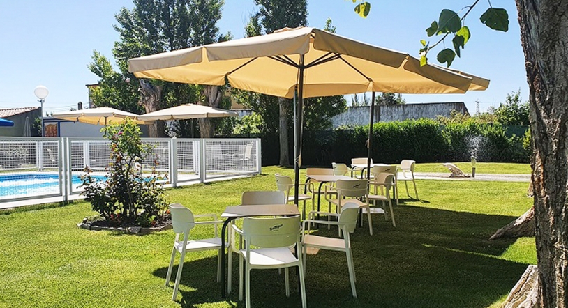 Todo listo en el Hostal Restaurante Carolina para el Día de la Madre 