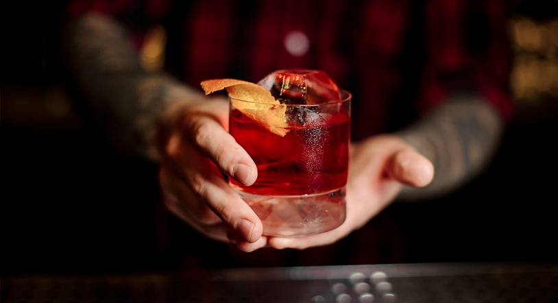 El cóctel mágico que proviene de la cuna del jazz: el Sazerac de Nueva Orleans