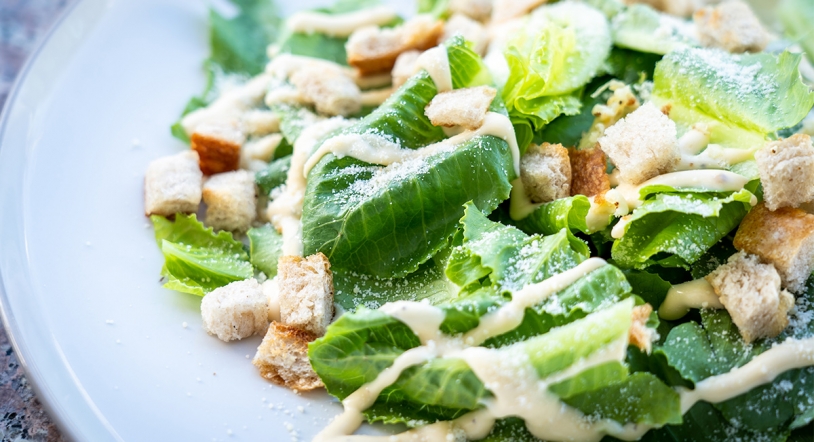 ¿Te aburren las ensaladas? Aquí tienes 5 aliños y salsas increíbles para 'darles vidilla'