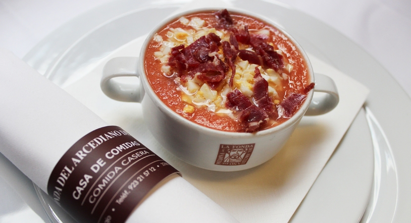 ¡Ya puedes disfrutar de la mejor gastronomía de La Fonda del Arcediano en su terraza!