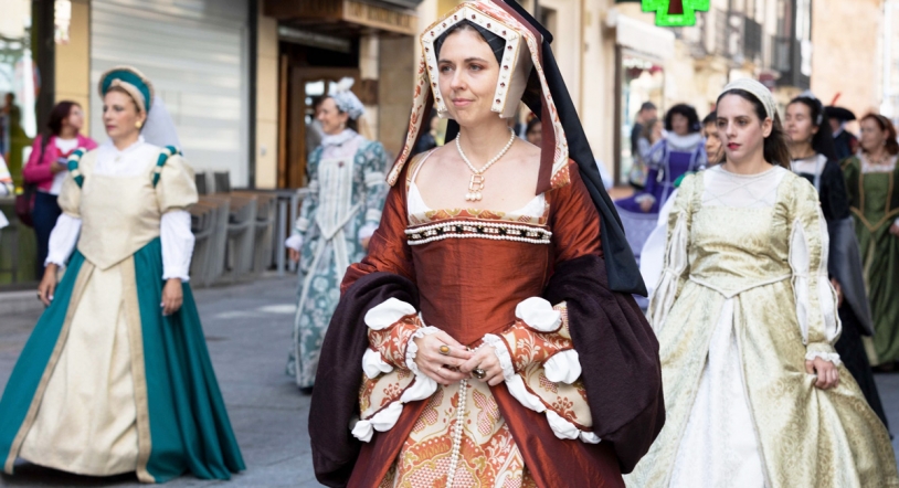 La moda del Siglo de Oro, protagonista en la sala Garcigrande de Unicaja hasta el 1 de julio