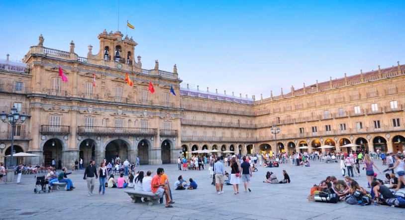 Aumenta la llegada de turistas a Salamanca con 60.000 viajeros en mayo