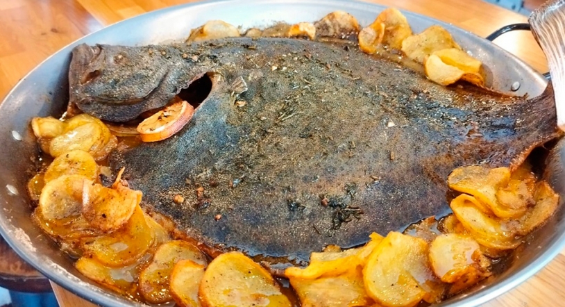 Pescados desespinados en mesa, un servicio exclusivo de La Cocina Vieja
