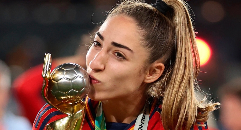 Regalan a Olga Carmona su peso en croquetas por el gol del Mundial