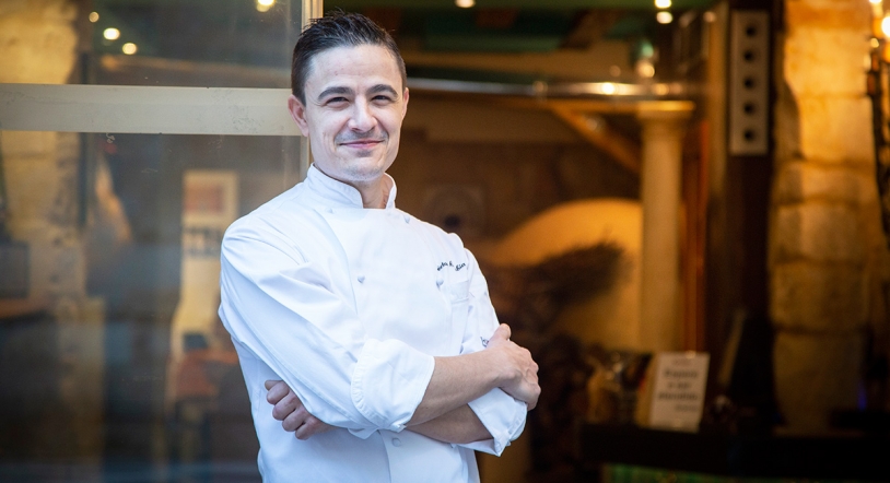 Entrevista | Héctor Carabias: "En Oroviejo nuestra cocina aporta sabor y enriquece al cuerpo"