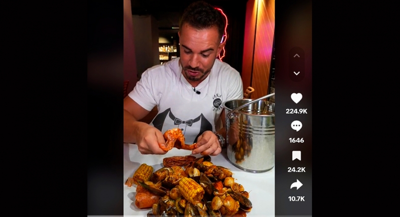Viral | Combos de marisco en bolsas, la última moda en llegar a España