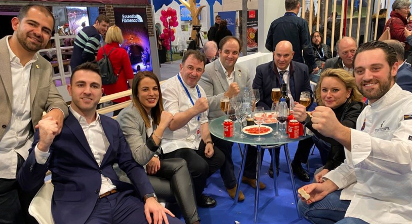 VIRÓ Gastrobar: embajador de sabores en el stand del Ayuntamiento de Guijuelo en Fitur 2024