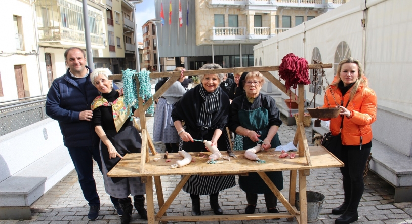 La Feria Gastronómica, protagonista de la tercera jornada de la Matanza Típica de Guijuelo 