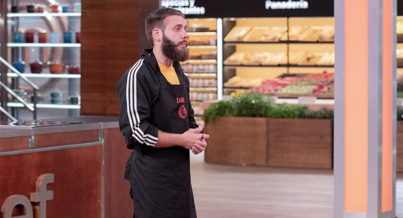 Abandono y expulsión en el quinto programa de MasterChef12
