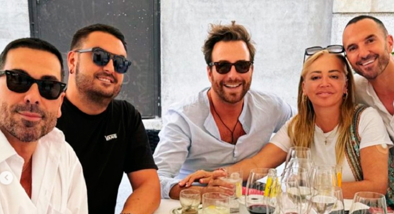 Belén Esteban disfruta de Salamanca y de la gastronomía del restaurante Río de la Plata