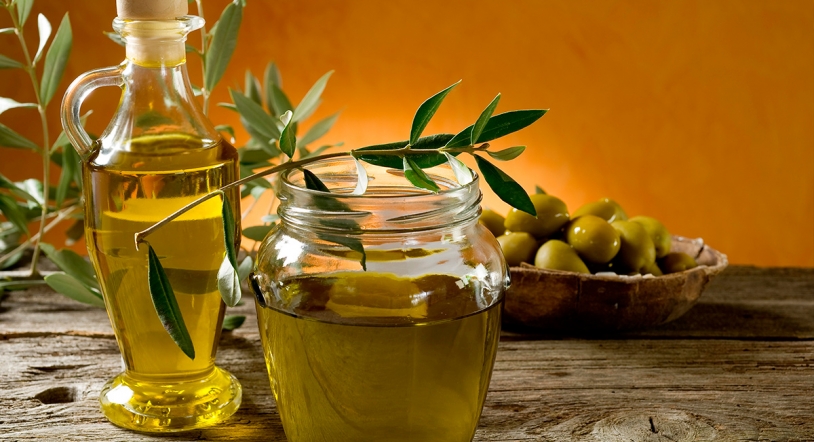 Facua alerta sobre un posible pacto entre supermercados para fijar el precio del aceite de oliva