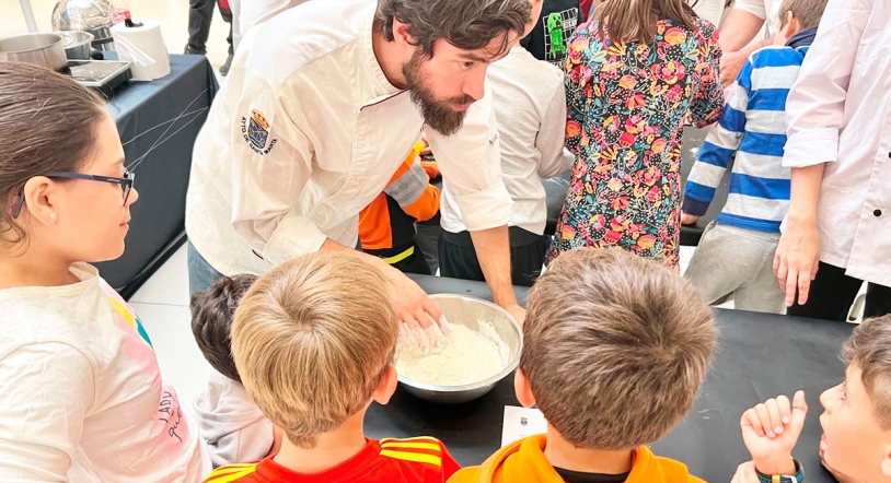 Taller de Mini bratwurst en El Tormes con motivo de la Oktoberfest
