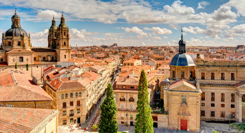 Salamanca alcanzará en 2024 un récord histórico de viajeros y pernoctaciones internacionales