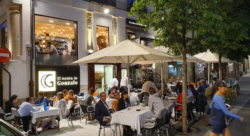 El famoso crítico gastronómico Carlos Maribona ensalza la propuesta de El Mesón de Gonzalo