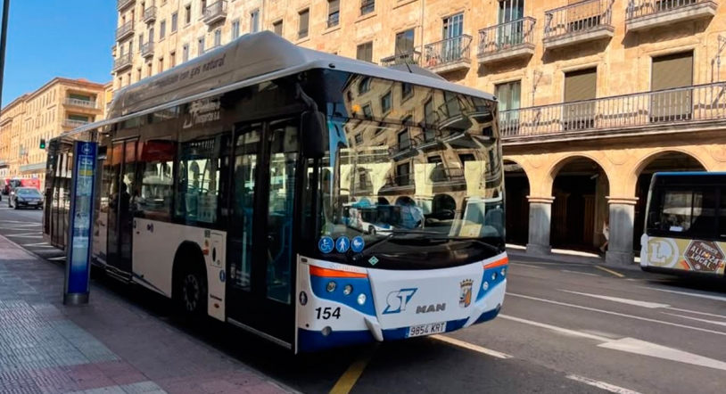 Las tarjetas del bus urbano ya pueden recargarse de forma online