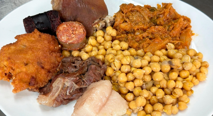 El Mesón de Aldehuela de la Bóveda vuelve con su esperado Cocido Completo este viernes