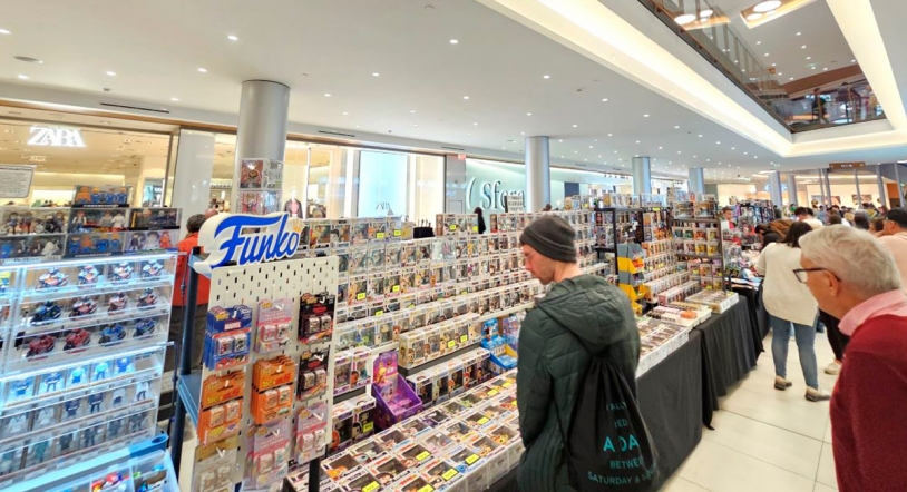 El coleccionismo y los juguetes antiguos llenan este fin de semana el Centro Comercial El Tormes