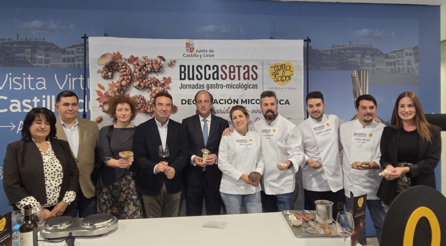 Rocío Parra pone en valor la micología con un showcooking en la presentación de Buscasetas
