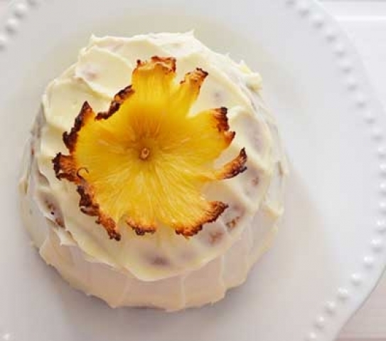 Hummingbird Cake (Tarta Colibrí)