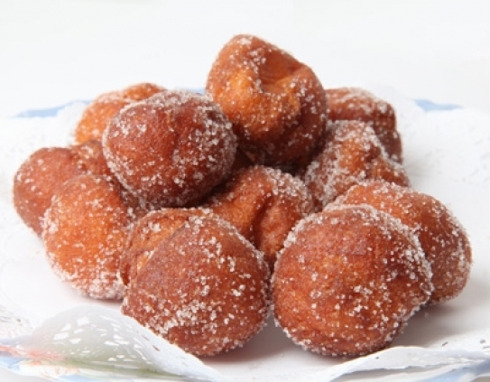 Buñuelos de miel y limón