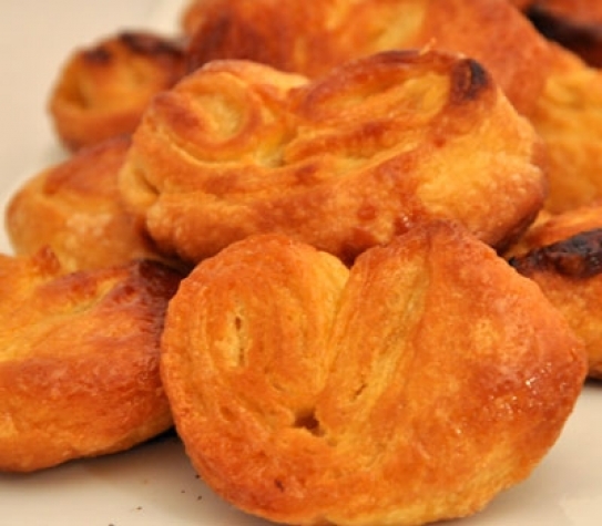 Palmeritas de hojaldre con miel