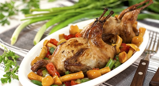 Perdiz asada con verduras