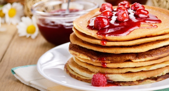 Tortitas con mermelada de fresa