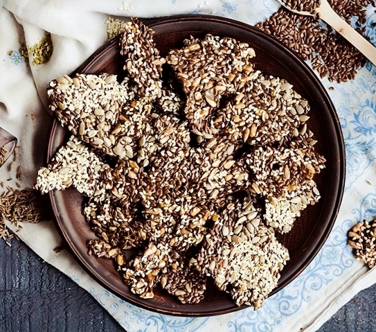 Crackers de semillas caseros y saludables (sin harina) en Airfryer