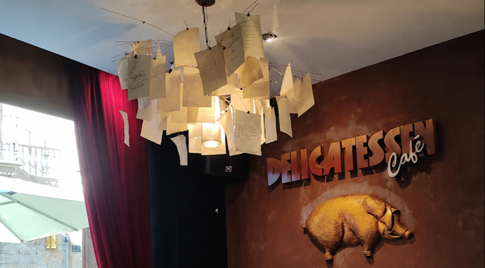 Delicatessen & Café