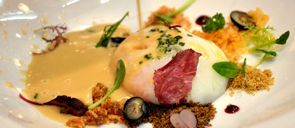 huevo poche con tierra de sabores