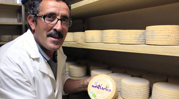 Pedro, propietario de Quesos Montiermo